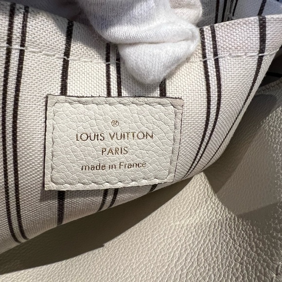 Louis Vuitton Montaigne Impreinte leather - Picture 14 of 15